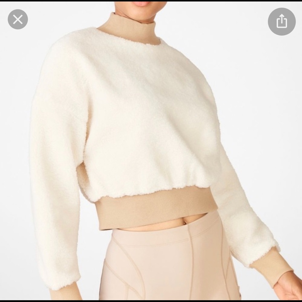 Fabletics Sherpa Crop
